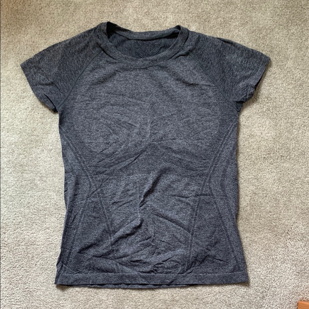 Athleta Momentum Top Women’s Large